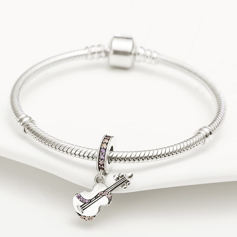 Violin charm, detail image 2