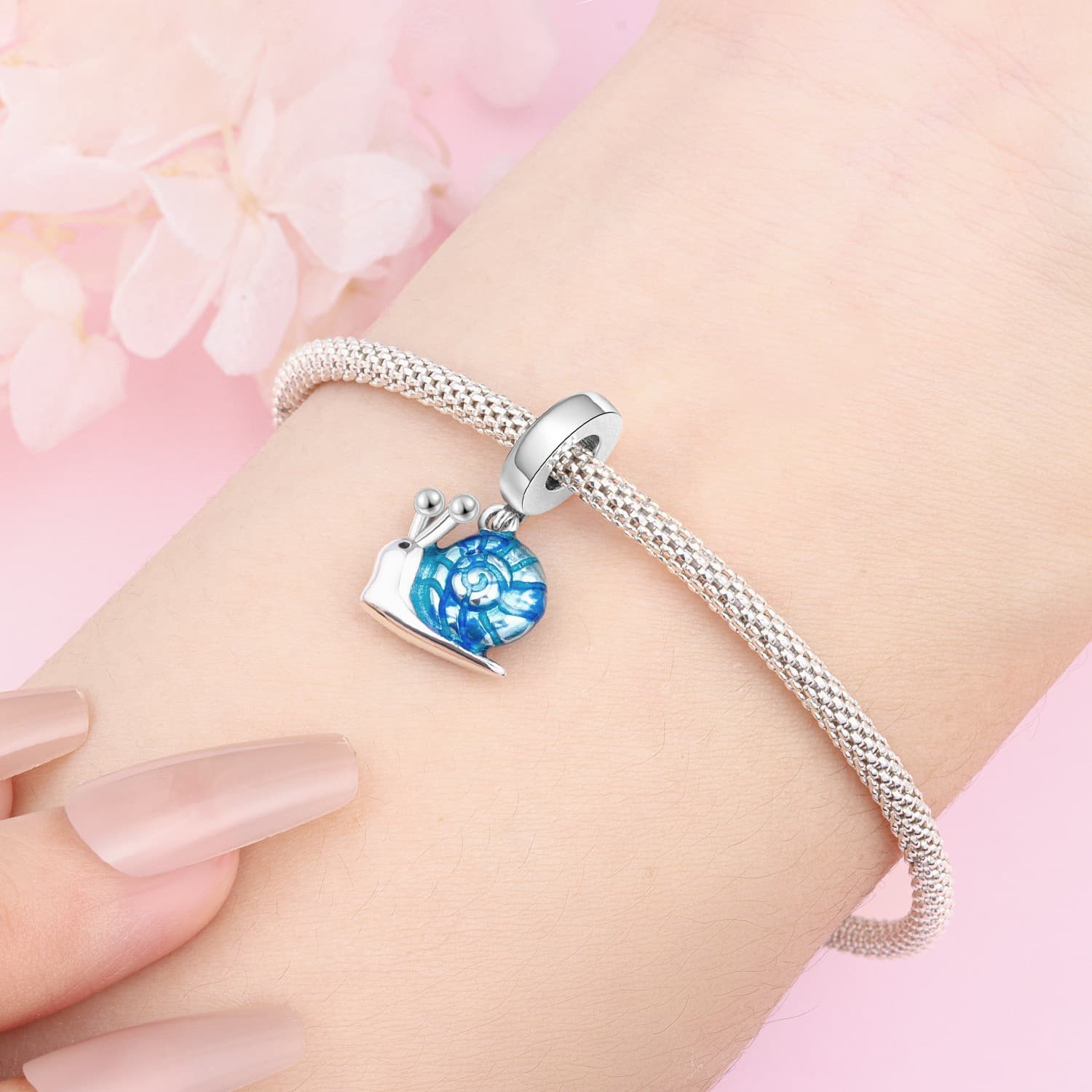 Snail Charm, detail image 2