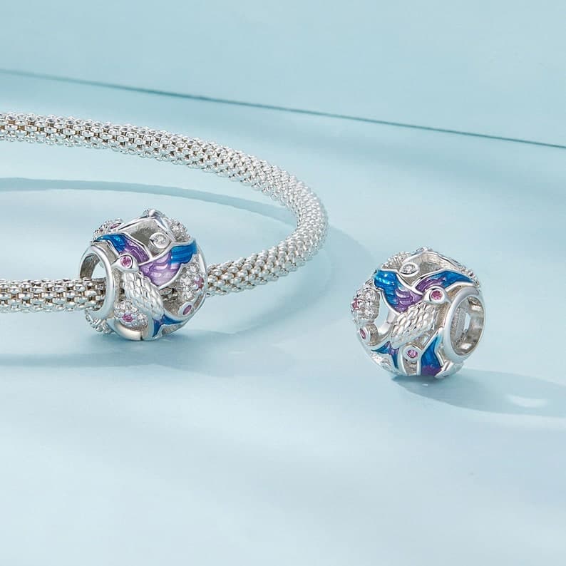 Kingfisher Charm, detail image 2