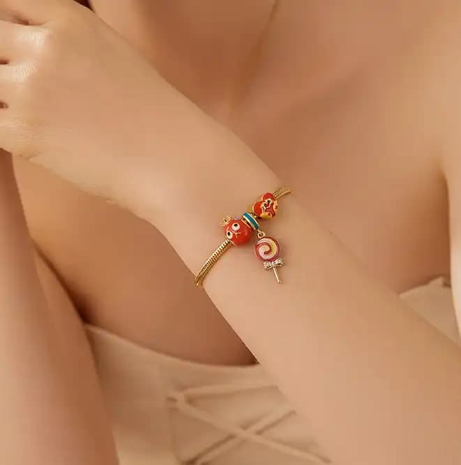 Lollipop Charm, detail image 2