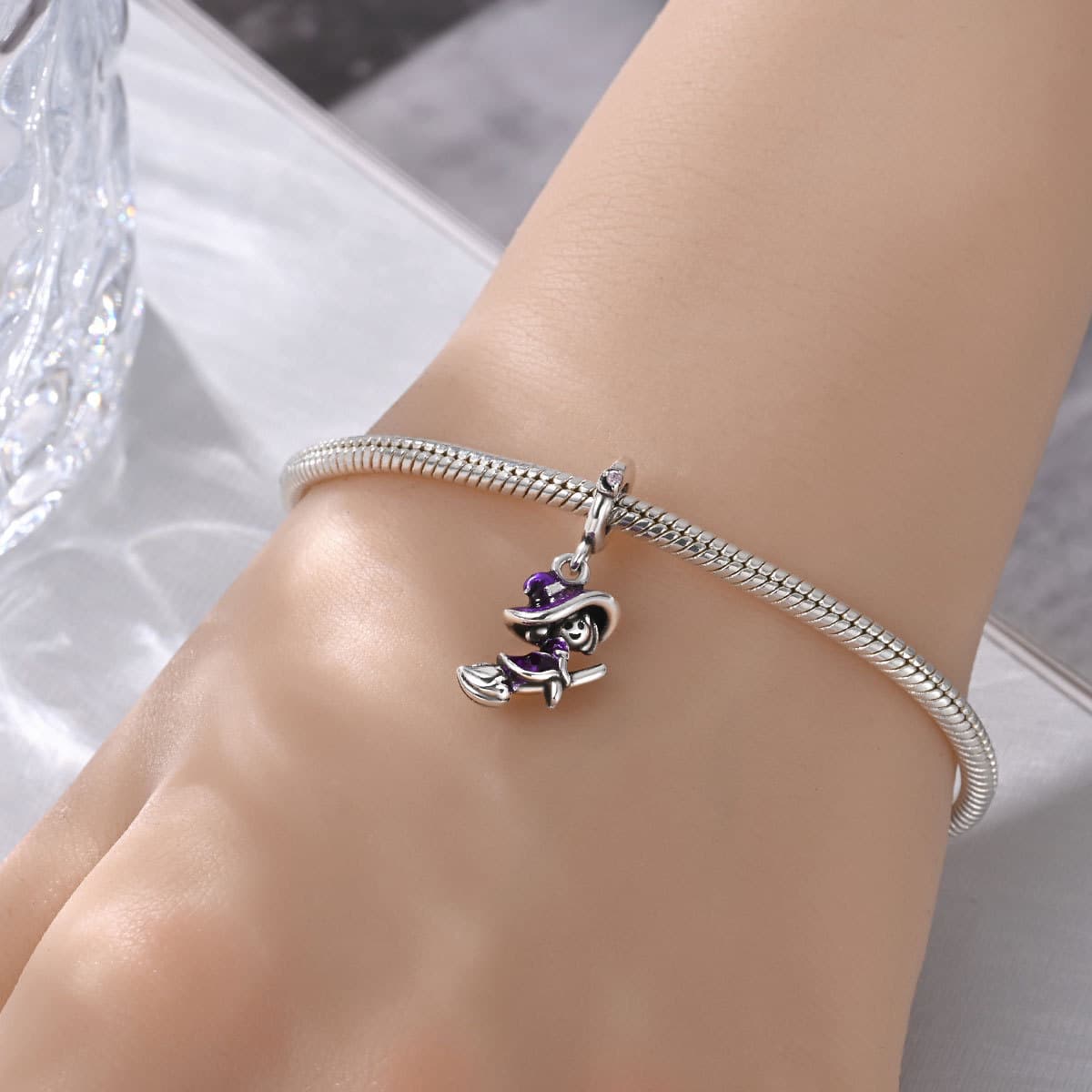 Witch charm, detail image 2