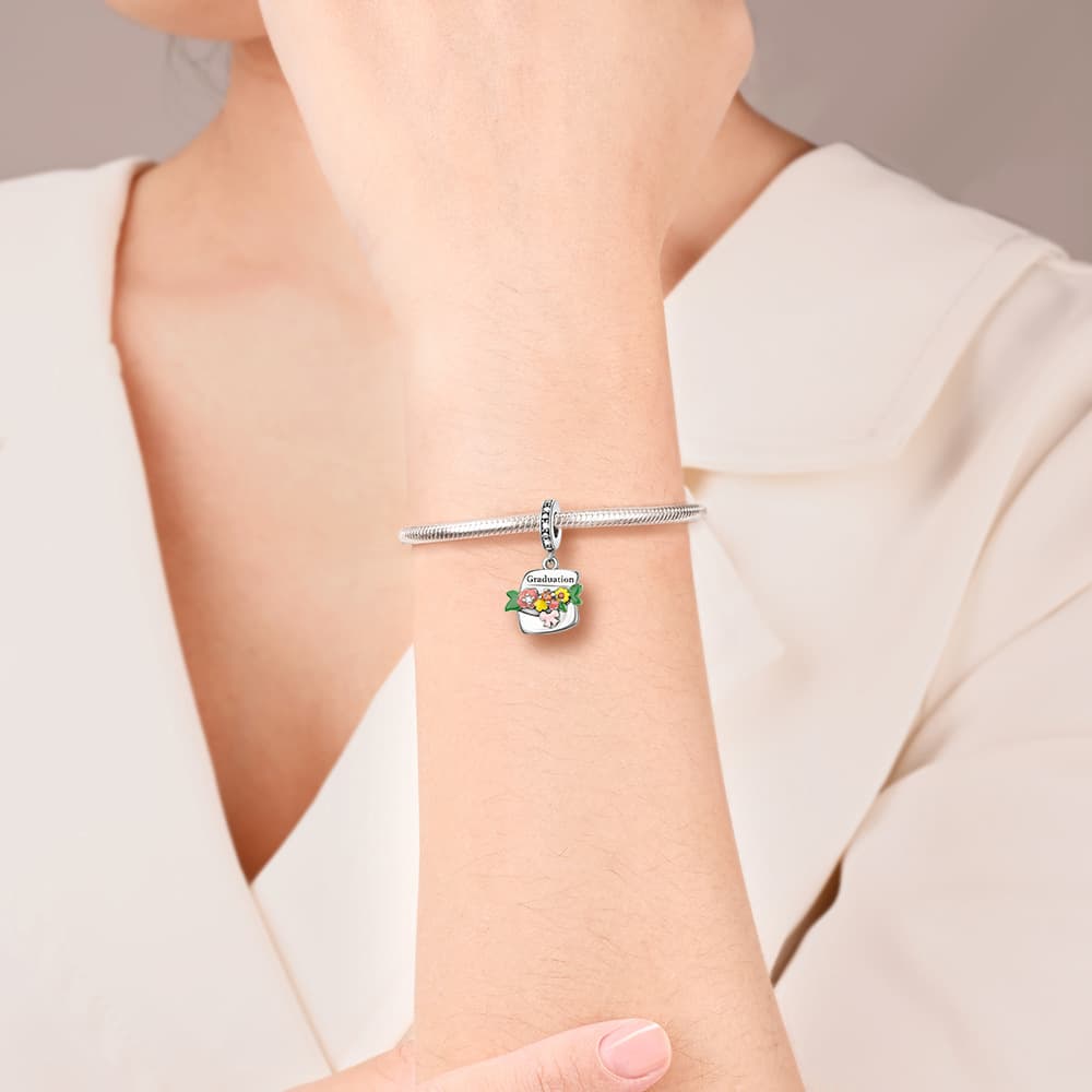 Graduation Bouquet Charm, detail image 2