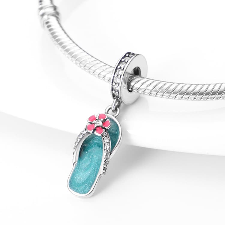 Flip flop charm, detail image 2