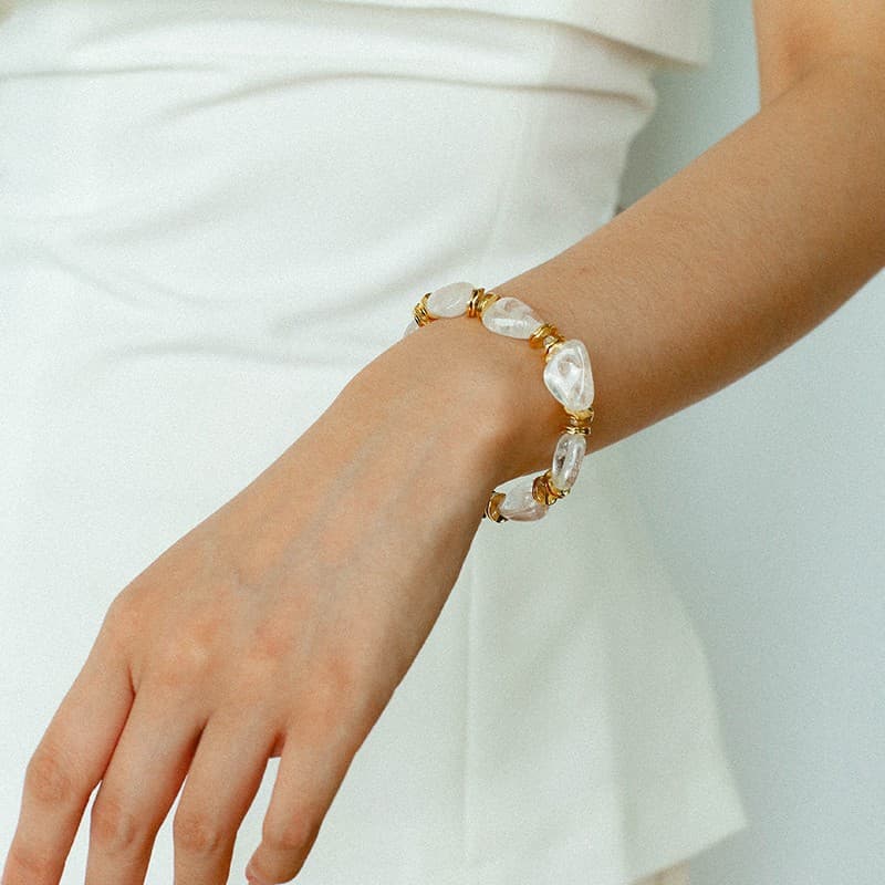 Vintage-style irregular-shaped natural white crystal beaded necklace - retro wave spacers, detail image 2
