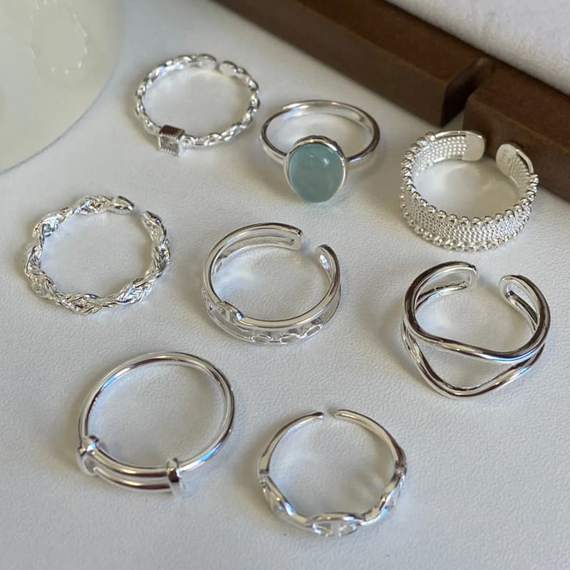 Sophisticated, versatile, adjustable 925 sterling silver plain band ring that can be stacked., detail image 2