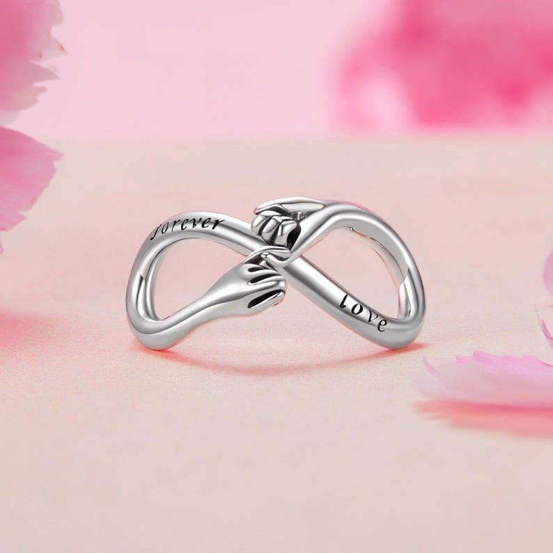 Infinity charm, detail image 2