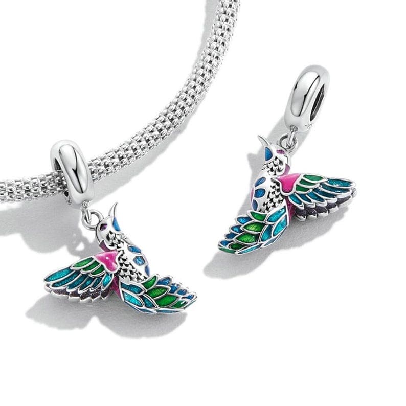 Hummingbird charm, detail image 2